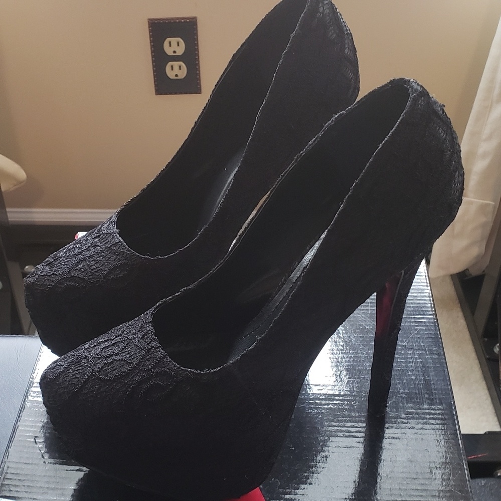 Women's heel